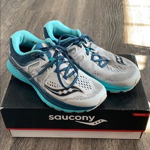 Women’s Saucony running shoes